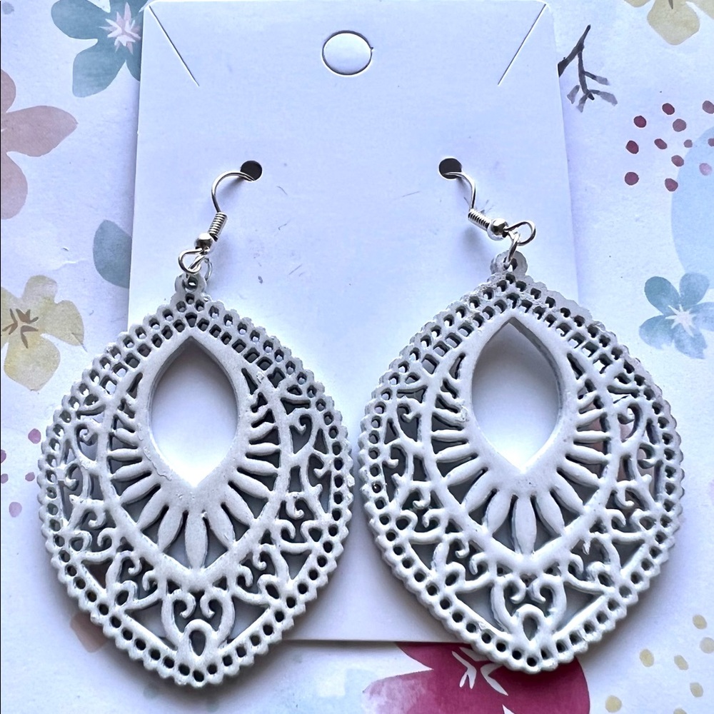 White wood earrings